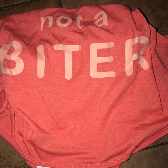 NWT Xtra-Large Pet Tank Top - Picture 4 of 6